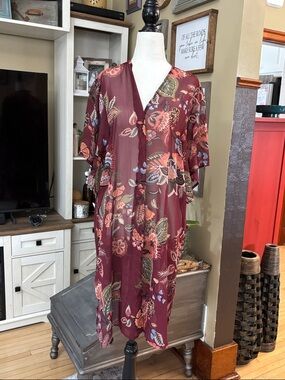 Maurices Burgundy Floral Midi Kimono, Like new